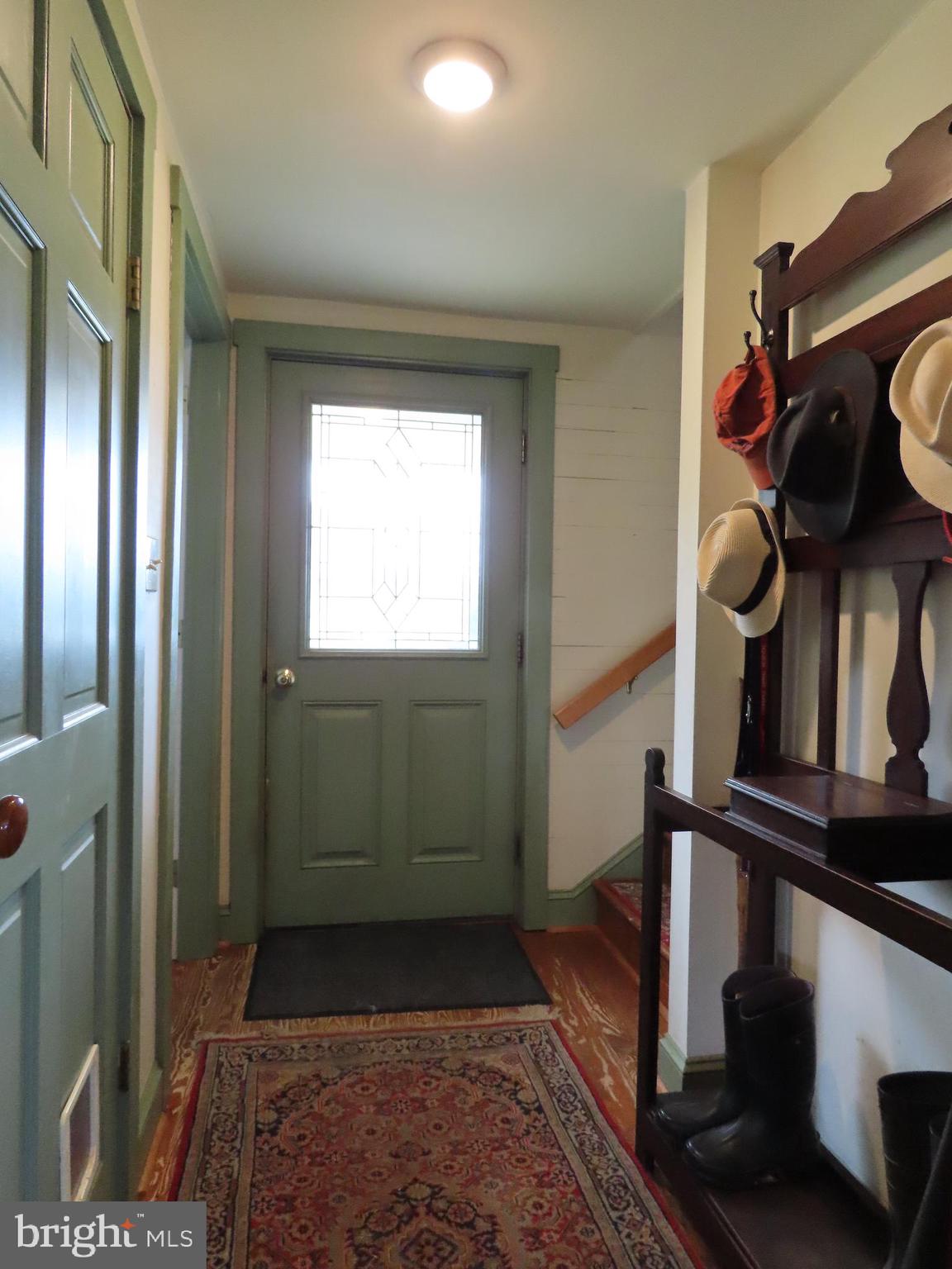369 Hinsons Ford Road Amissville, VA 20106 - Photo 21 of 50 Foyer off the side porch