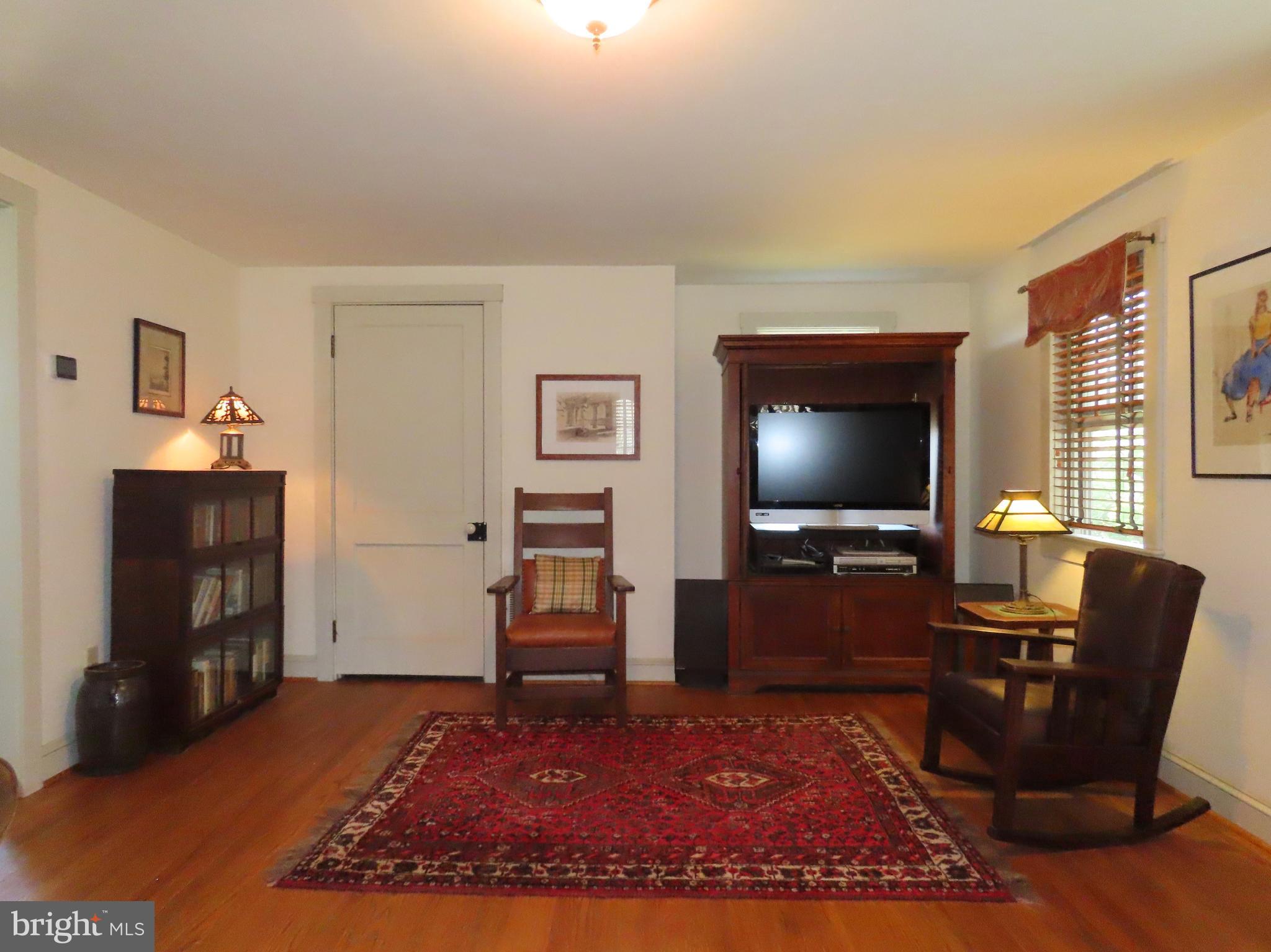 369 Hinsons Ford Road Amissville, VA 20106 - Photo 24 of 50 Living Room