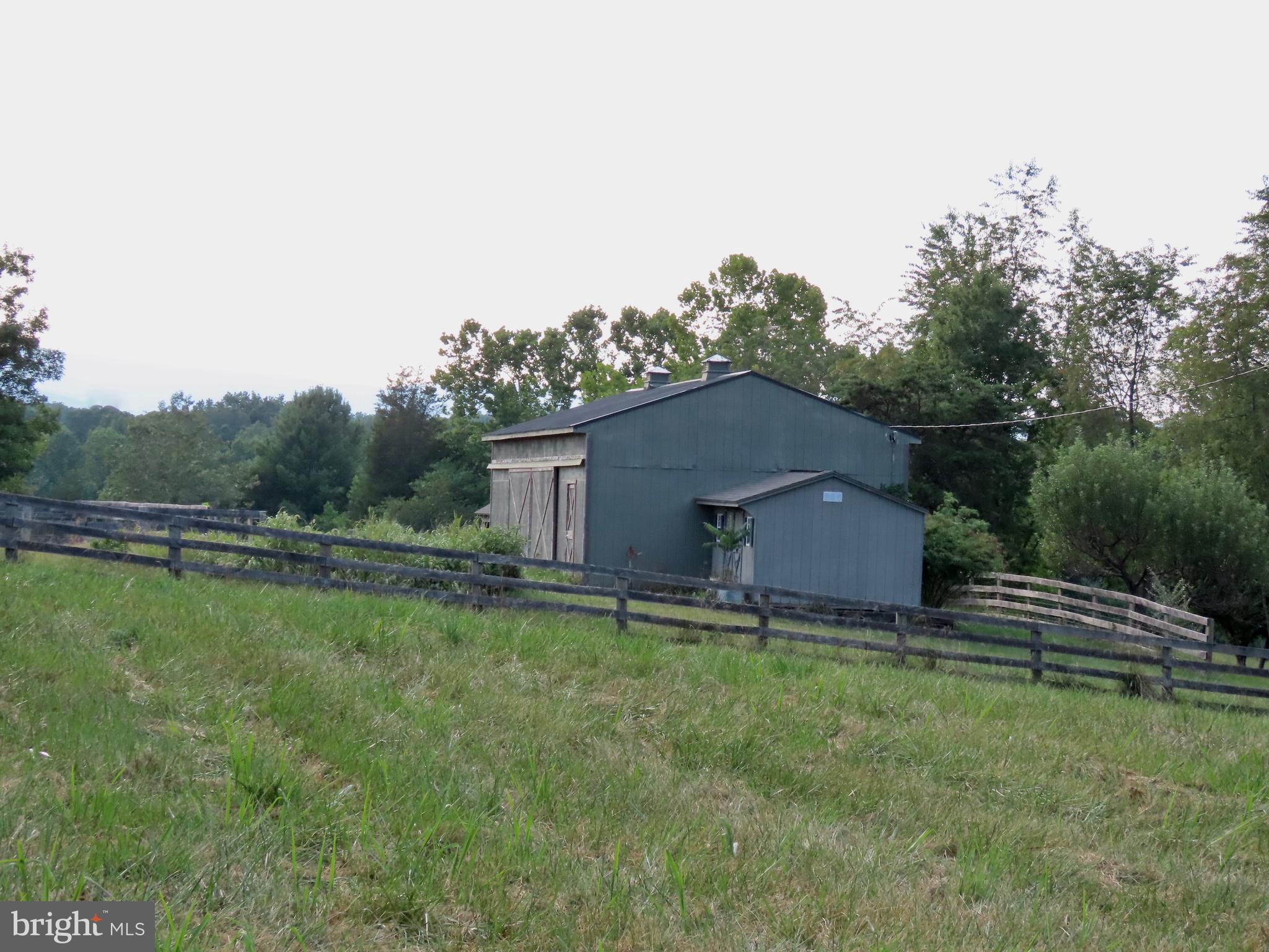 369 Hinsons Ford Road Amissville, VA 20106 - Photo 49 of 50 24' X 48' Machine shed