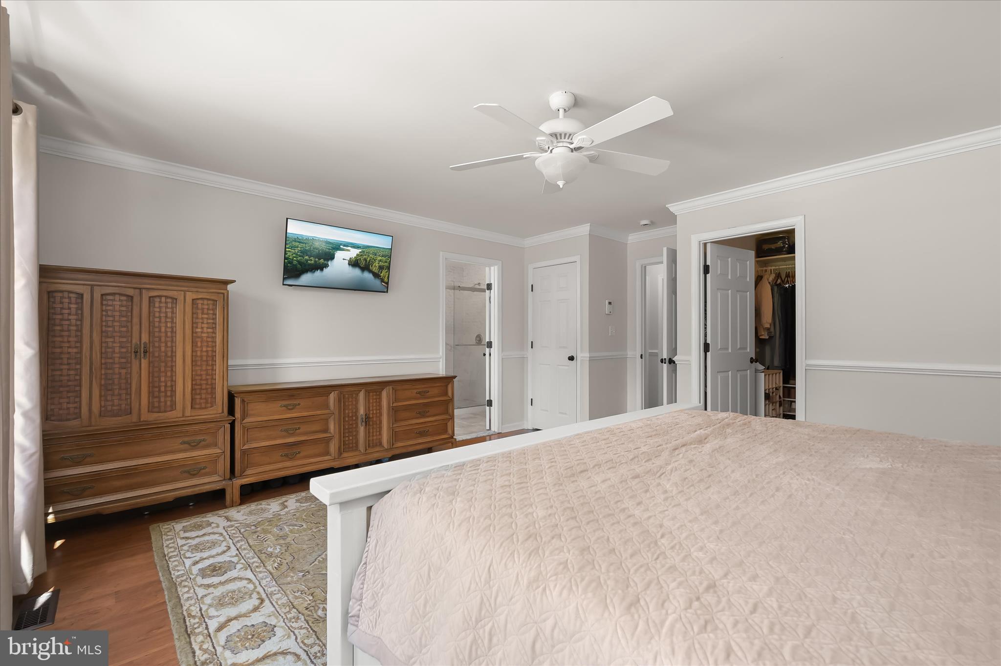 14289 Old Frederick Road Cooksville, MD 21723 - Photo 26 of 100 Primary Bedroom Suite