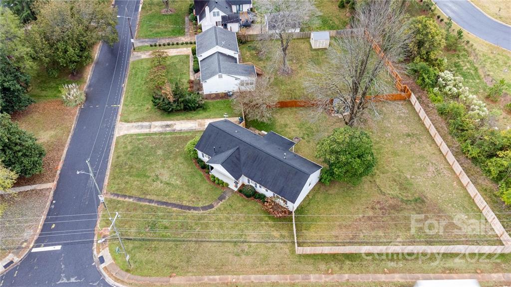5200 Londonderry Road Charlotte, NC 28210 - Photo 27 of 28 an aerial view of a house