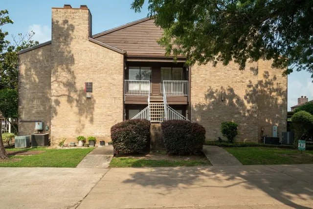 $89,900 | 6633 West Airport Boulevard, Unit 916, Houston, TX 77035