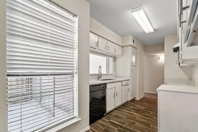 $89,900 | 6633 West Airport Boulevard, Unit 916, Houston, TX 77035