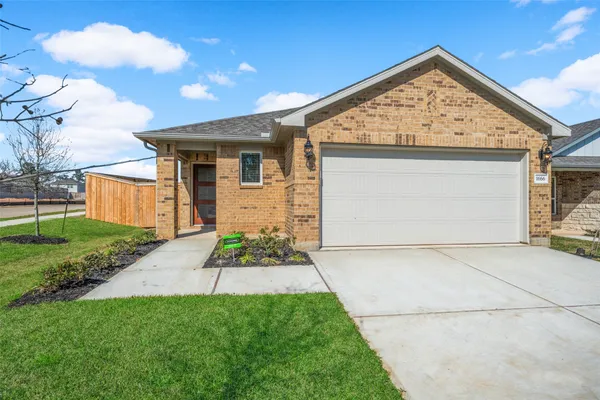 $1,900 | 1666 Shae Oak Lane, Conroe, TX 77304