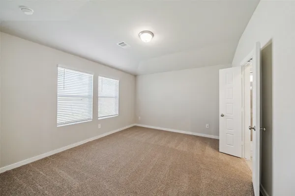 $1,900 | 1666 Shae Oak Lane, Conroe, TX 77304