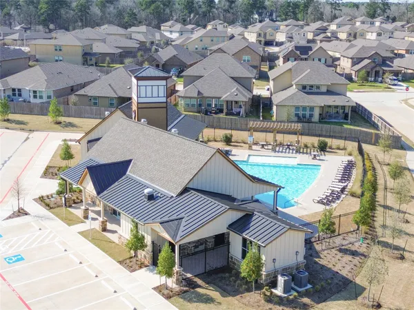 $1,900 | 1666 Shae Oak Lane, Conroe, TX 77304