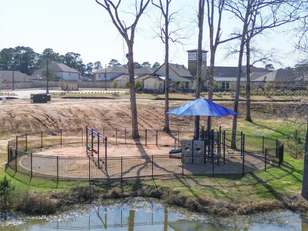 $1,900 | 1666 Shae Oak Lane, Conroe, TX 77304