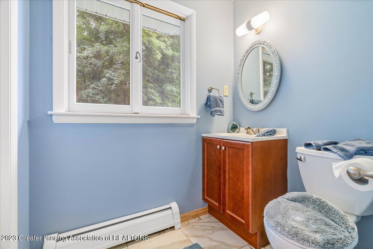 2406 East Herbison Road Bath, MI 48808 - Photo 23 of 63 39-Media Jett-52