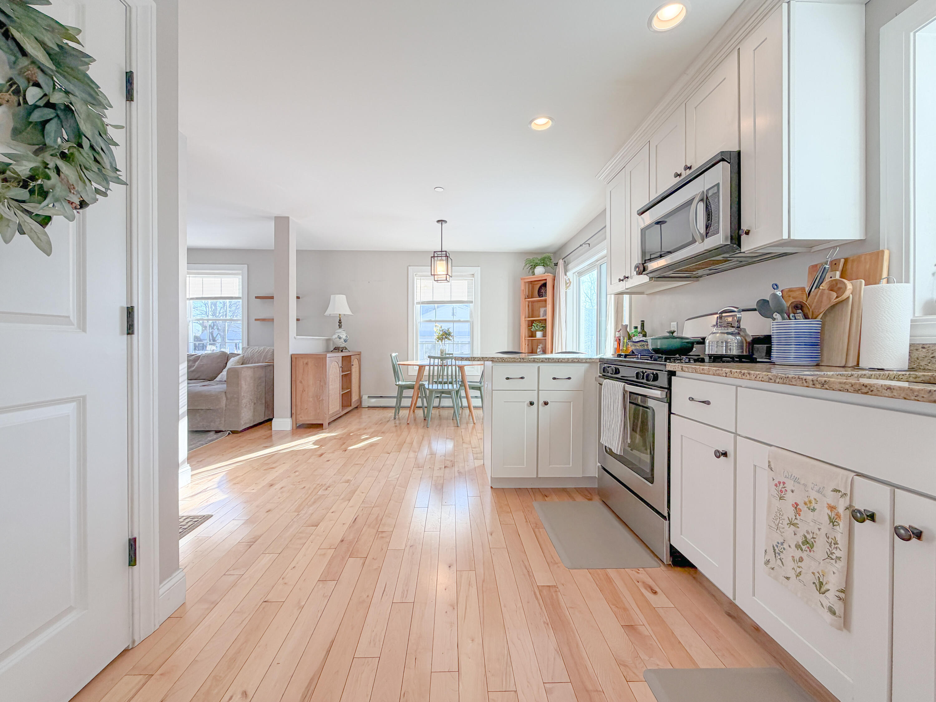 88 Berkshire Road Portland, ME 04103 - Photo 9 of 53 88 Berkshire Rd Portland -10