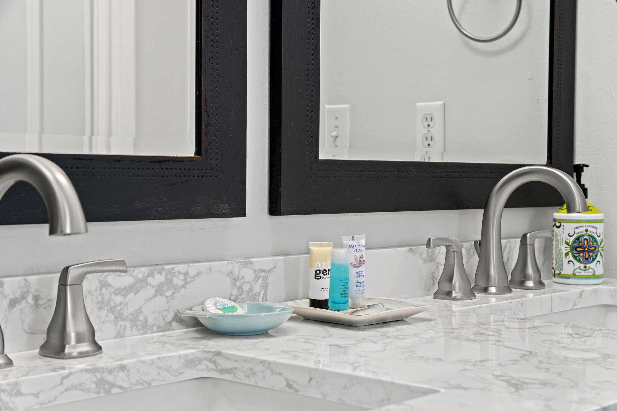 100 Sandprint Circle Destin, FL 32541 - Photo 18 of 62 a bathroom with a sink and a mirror