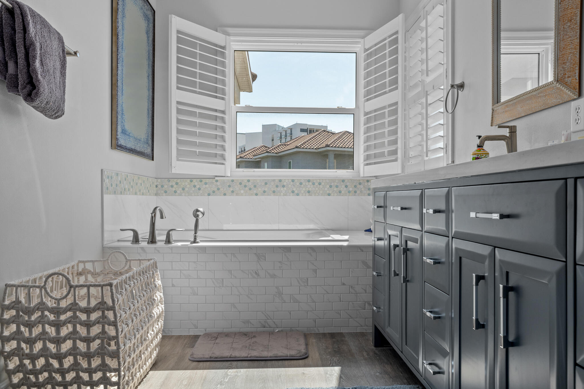 100 Sandprint Circle Destin, FL 32541 - Photo 39 of 62 a bathroom with a bathtub and a window