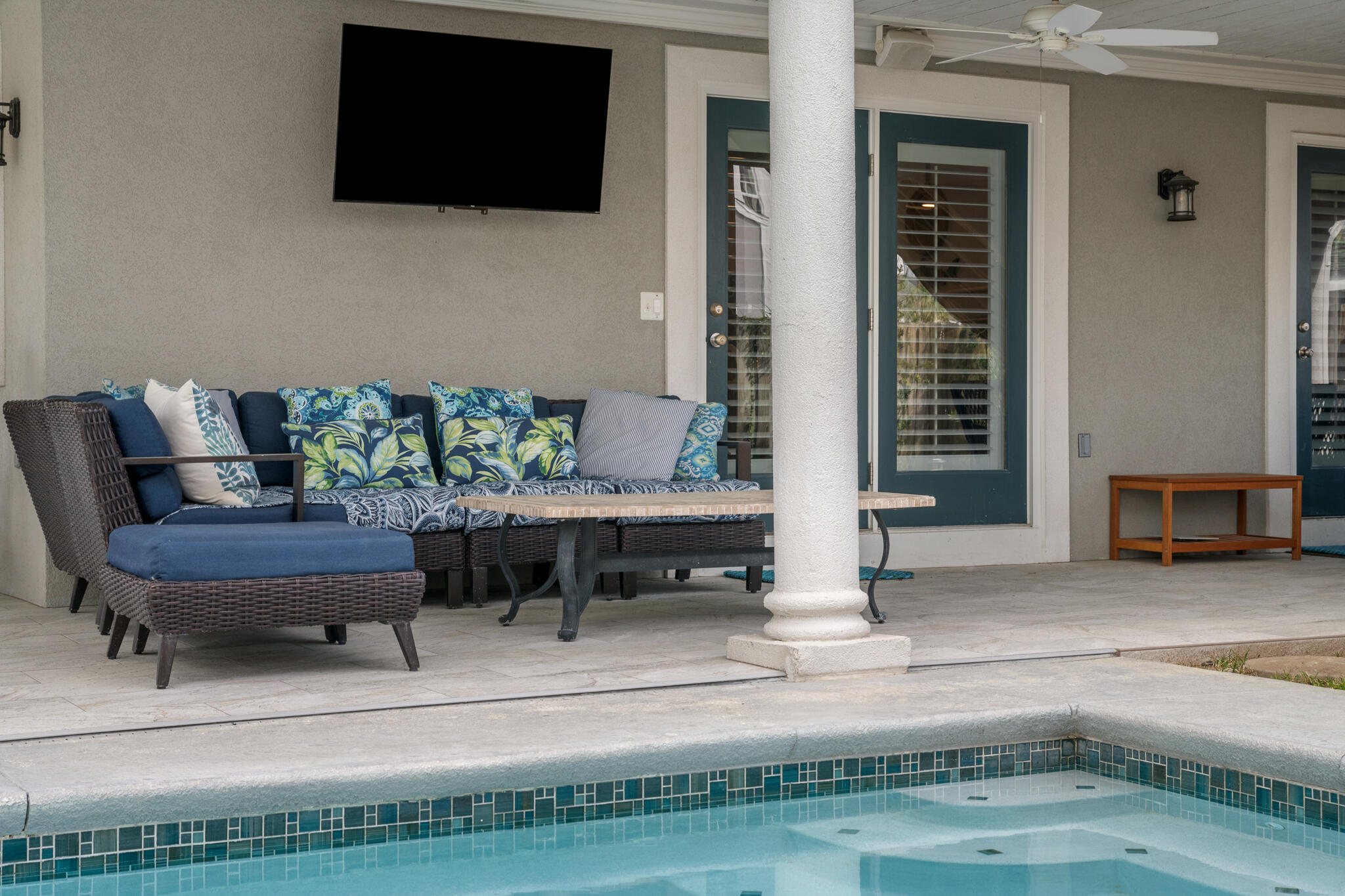 100 Sandprint Circle Destin, FL 32541 - Photo 52 of 62 a living room with furniture and a flat screen tv