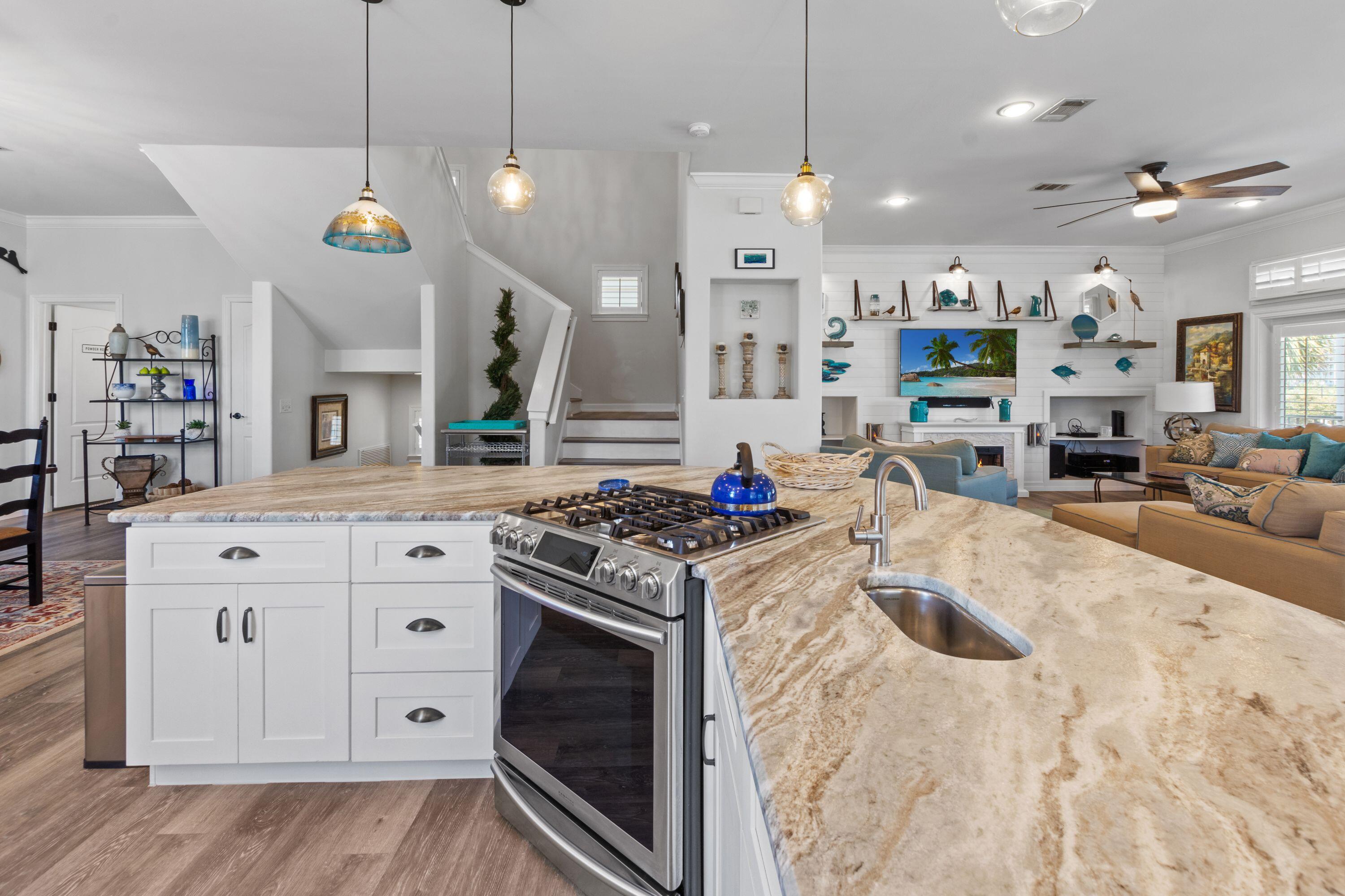 100 Sandprint Circle Destin, FL 32541 - Photo 6 of 62 DSC_8526 (1)