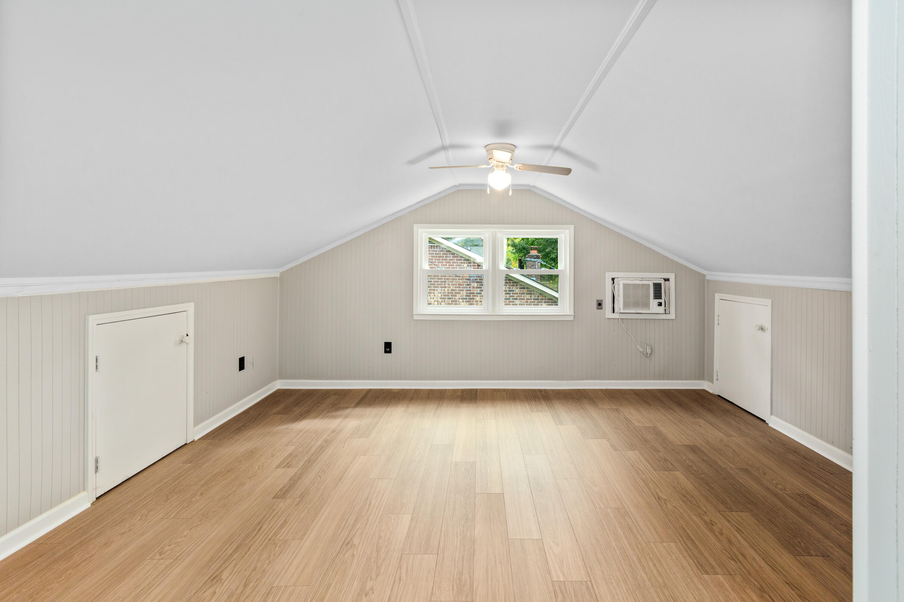 2543 Dearborne Road North Charleston, SC 29406 - Photo 29 of 42 2543 Dearborne Rd_Brett Martin Photograp