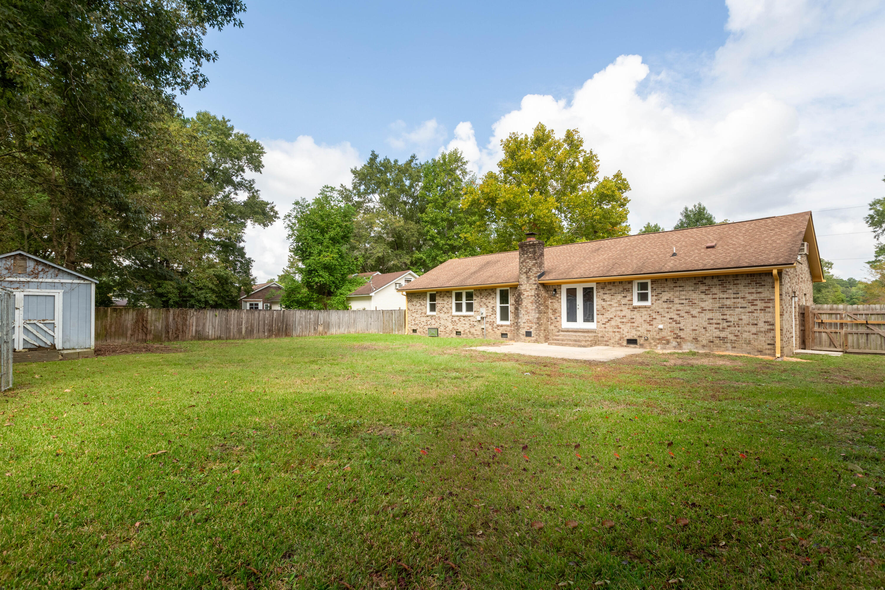 2543 Dearborne Road North Charleston, SC 29406 - Photo 36 of 42 2543 Dearborne Rd_Brett Martin Photograp