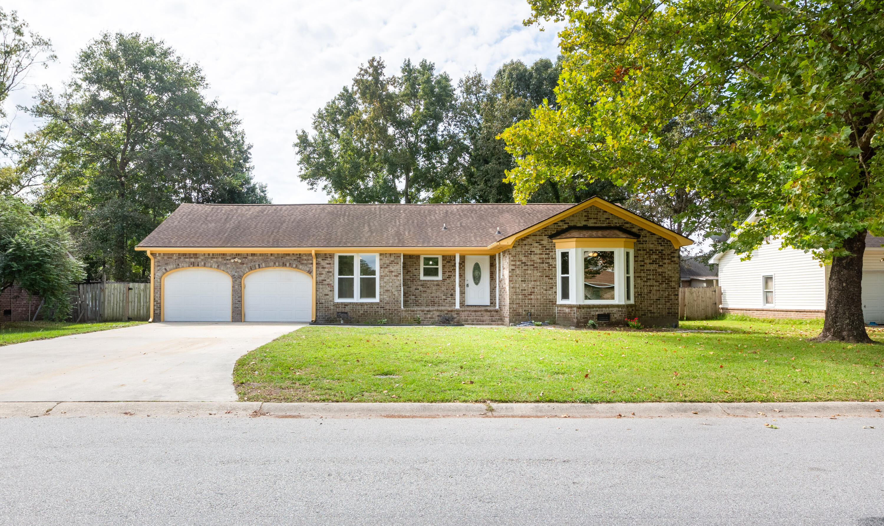 2543 Dearborne Road North Charleston, SC 29406 - Photo 38 of 42 2543 Dearborne Rd_Brett Martin Photograp