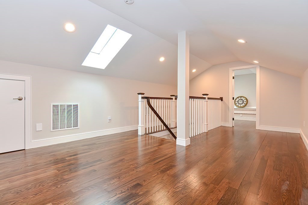 34 Border Road Needham, MA 02492 - Photo 33 of 39