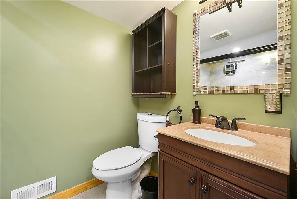 2060 Millerstown Road Tarentum, PA 15084 - Photo 19 of 25 Gallery Image 19