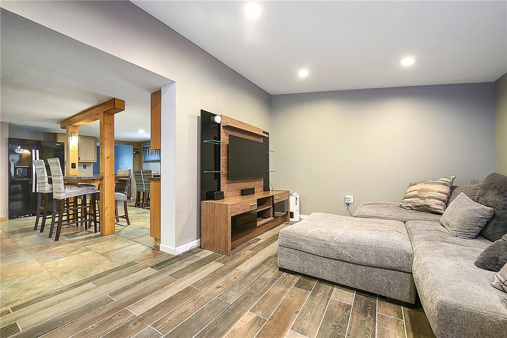 2060 Millerstown Road Tarentum, PA 15084 - Photo 8 of 25 Gallery Image 8