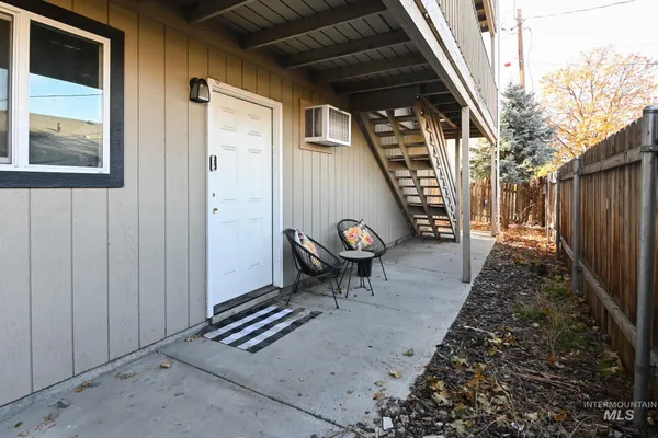 $199,500 | 1711 1st Street South, Unit 3, Nampa, ID 83651