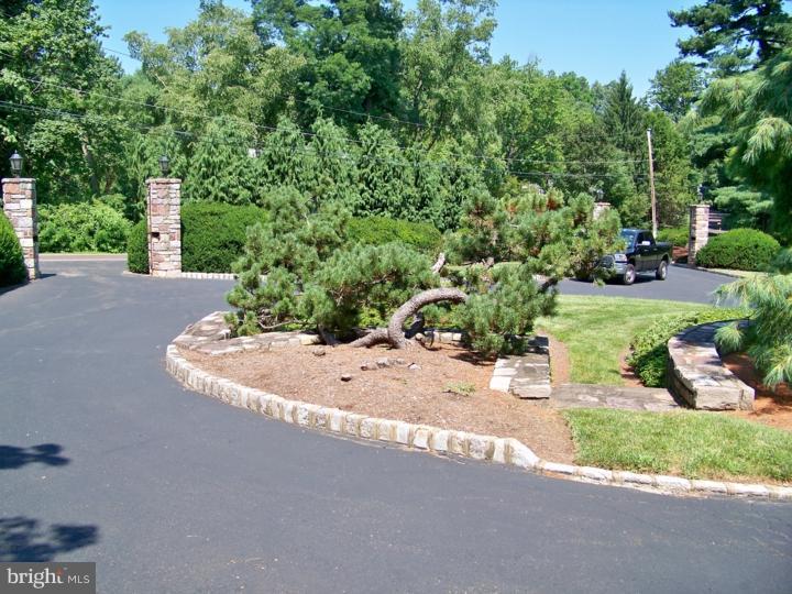 1477 Rydal Road Rydal, PA 19046 - Photo 16 of 25