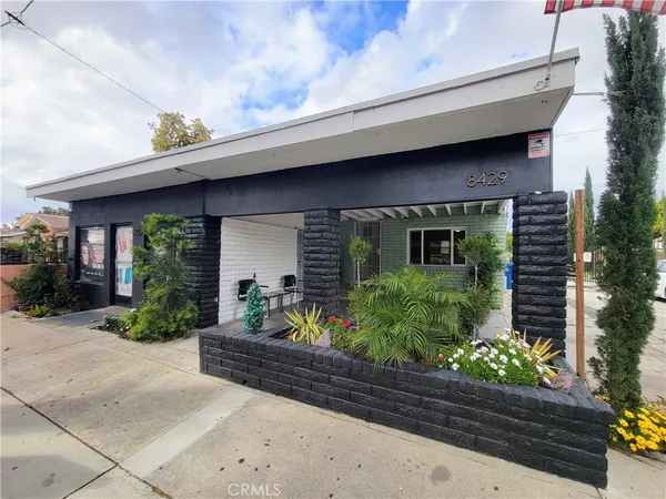 $2,645 | 8429 Somerset Boulevard, Paramount, CA 90723