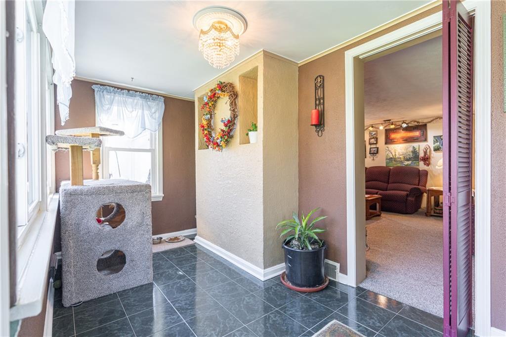 264 Baird Road Edinburg, PA 16116 - Photo 5 of 23