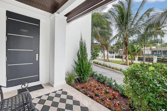 $13,995,000 | 400 Mola Avenue, Fort Lauderdale, FL 33301