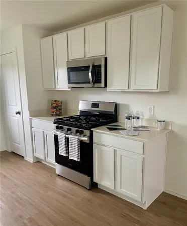 $1,750 | 221 Crystal Bay Lane, Willis, TX 77378