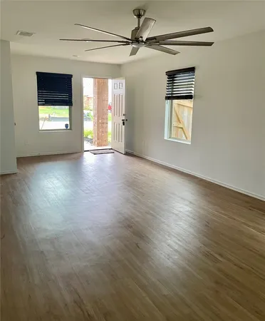 $1,750 | 221 Crystal Bay Lane, Willis, TX 77378