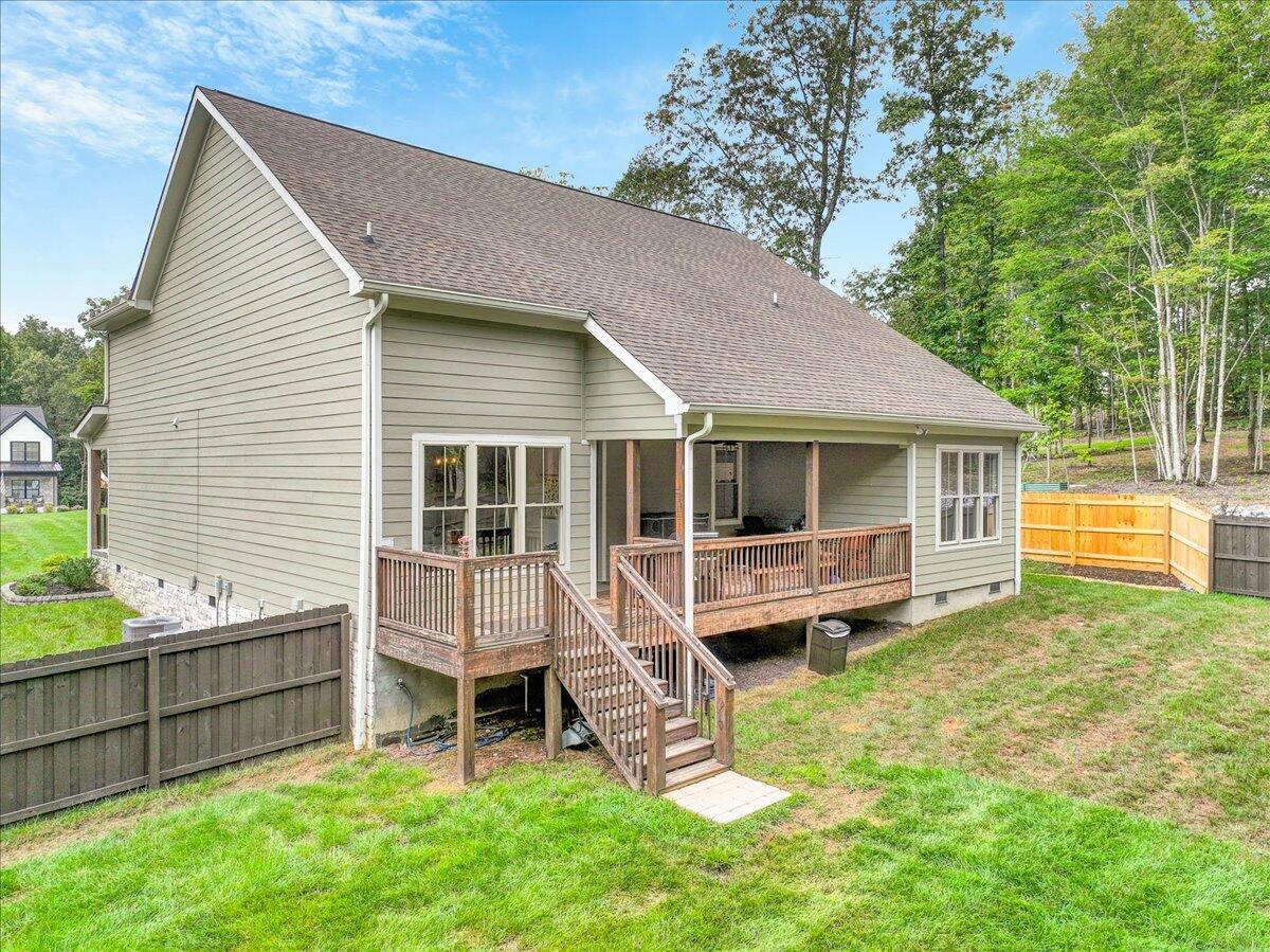 11785 Maddox Drive Georgetown, TN 37336 - Photo 41 of 61 Uncovered Deck area for your grill