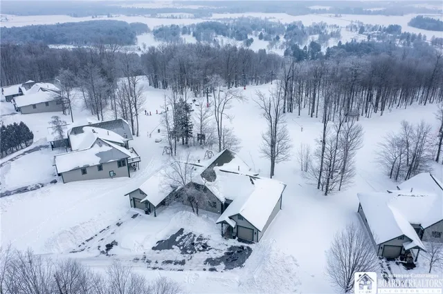 $549,000 | 8415 Highlands, French Creek, NY 14724