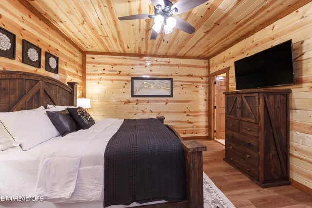 $1,492,500 | 2765 Grn Mountain Way, Sevierville, TN 37876