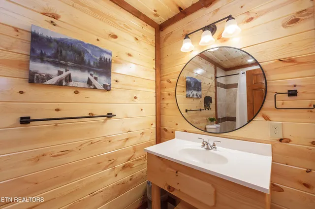 $1,492,500 | 2765 Grn Mountain Way, Sevierville, TN 37876