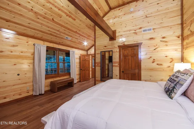 $1,492,500 | 2765 Grn Mountain Way, Sevierville, TN 37876