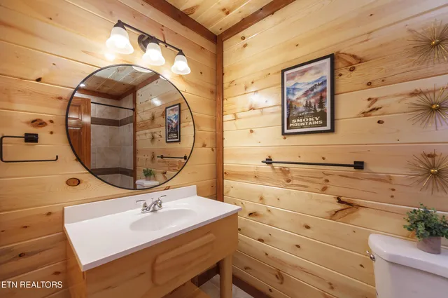 $1,492,500 | 2765 Grn Mountain Way, Sevierville, TN 37876