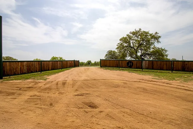 $1,249,000 | 5830 Highway 16, Llano, TX 78643