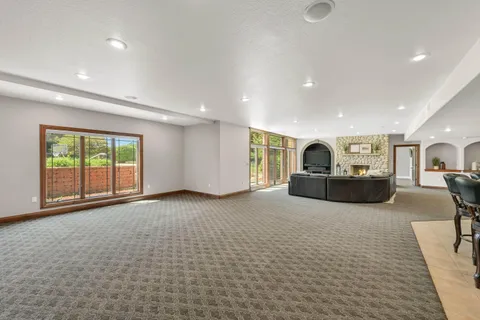 $2,775,000 | 3277 North Canterbury Lane, Summit, WI 53066