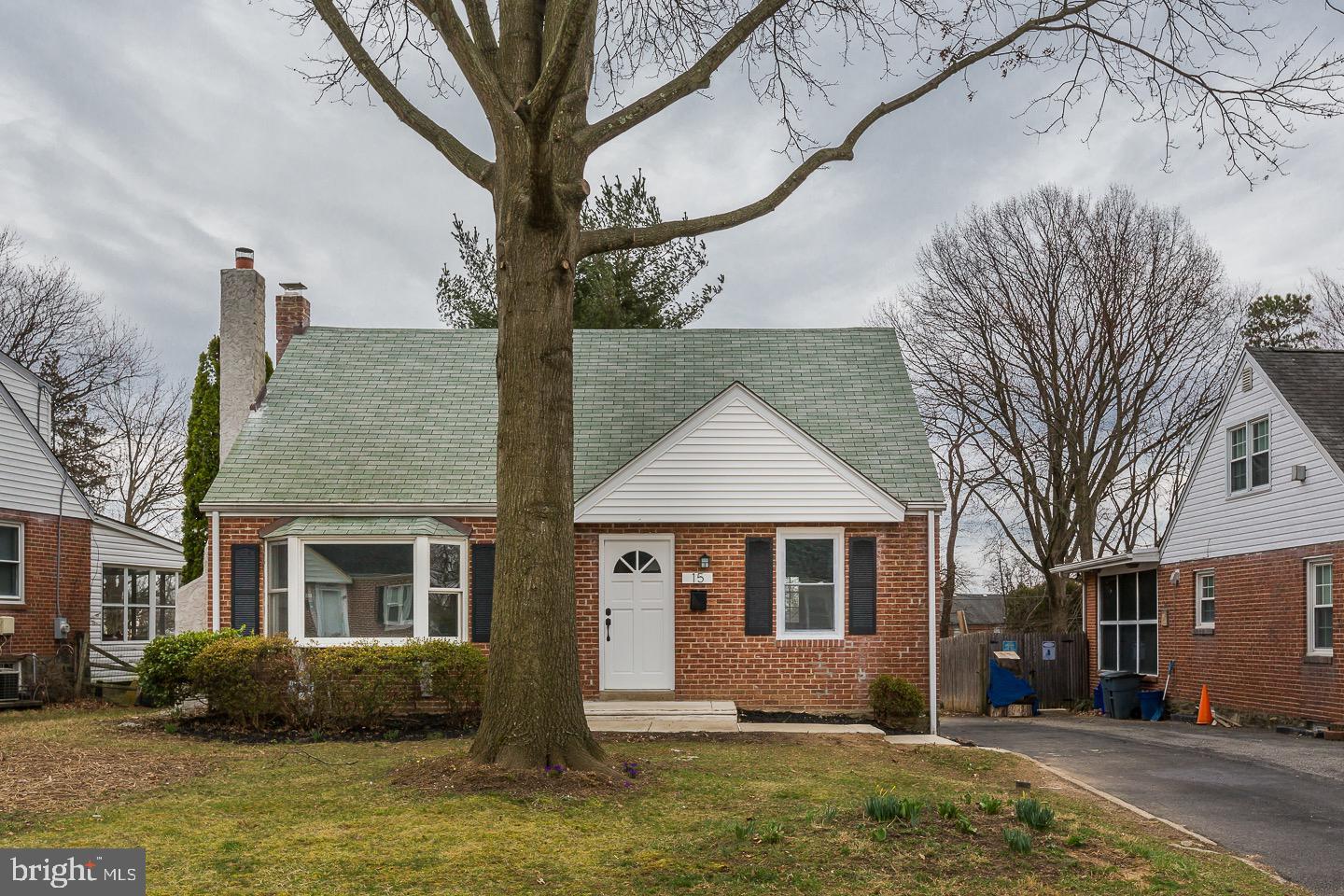 15 South Malin Road Broomall, PA 19008 - Photo 2 of 35 Gallery Image 2