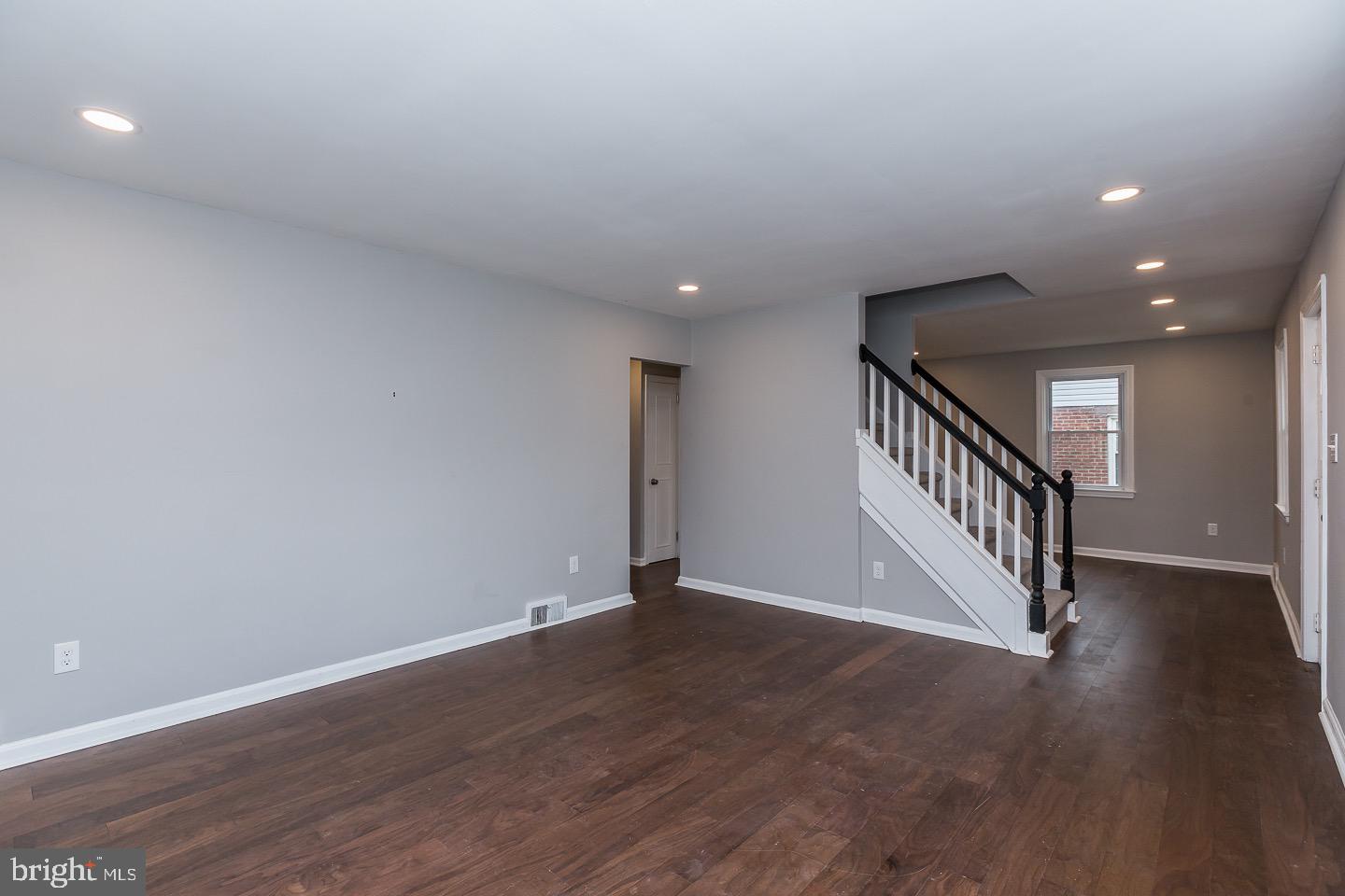 15 South Malin Road Broomall, PA 19008 - Photo 7 of 35 Gallery Image 7