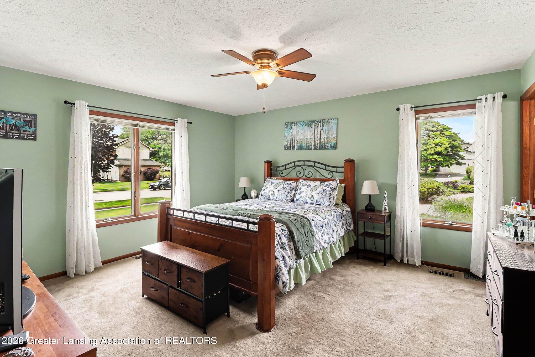 1404 Riley Ridge Drive Lansing, MI 48917 - Photo 14 of 29 019_file_1196