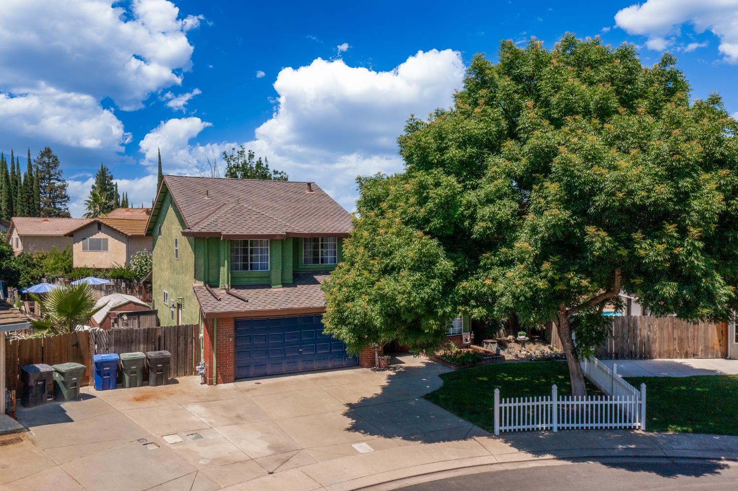 321 High Point Court Modesto, CA 95357 - Photo 9 of 65
