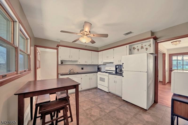 106 Boss Road Stockton, NJ 08559 - Photo 11 of 29