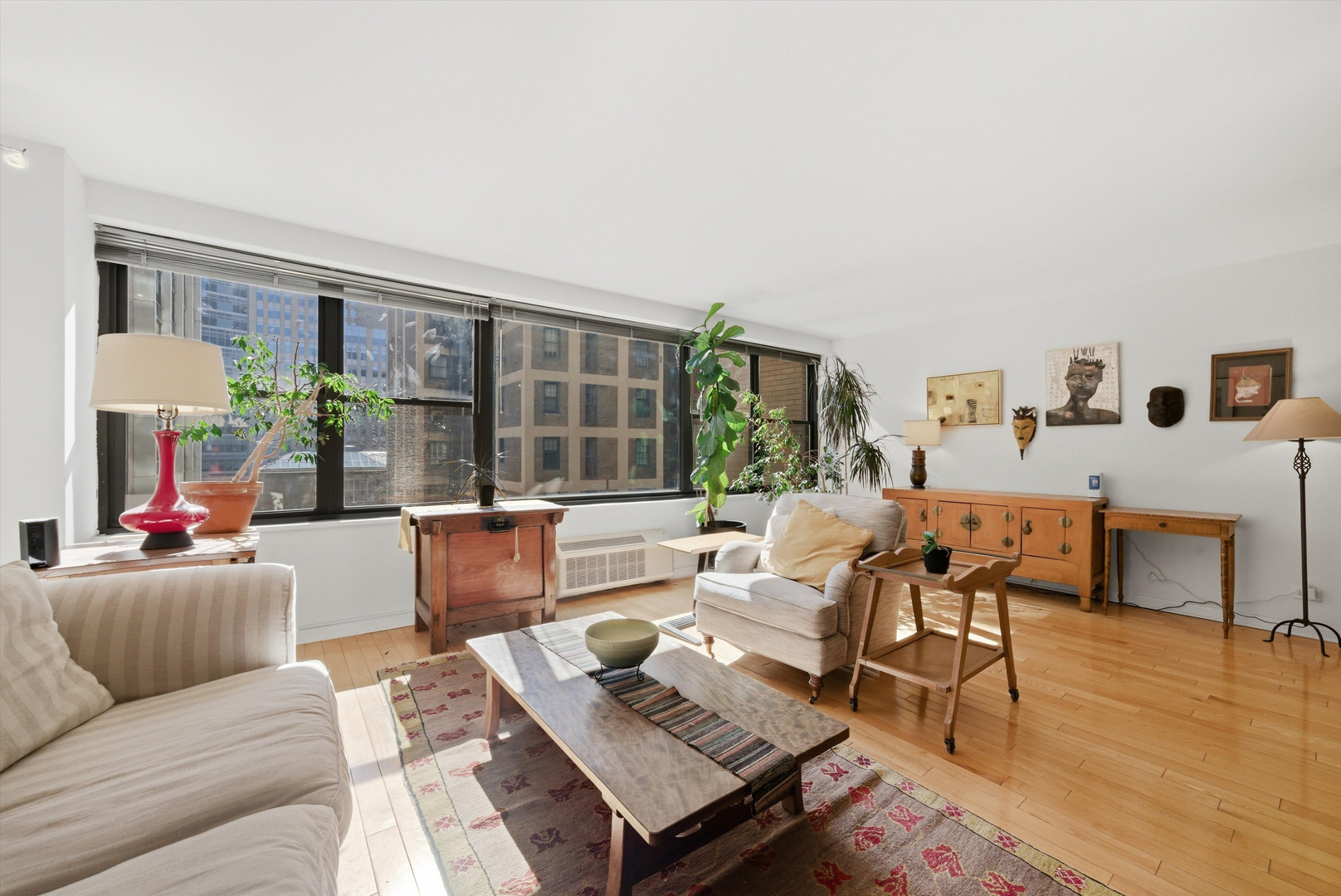 850 North Dewitt Place, Unit 9J Chicago, IL 60611 - Photo 11 of 32