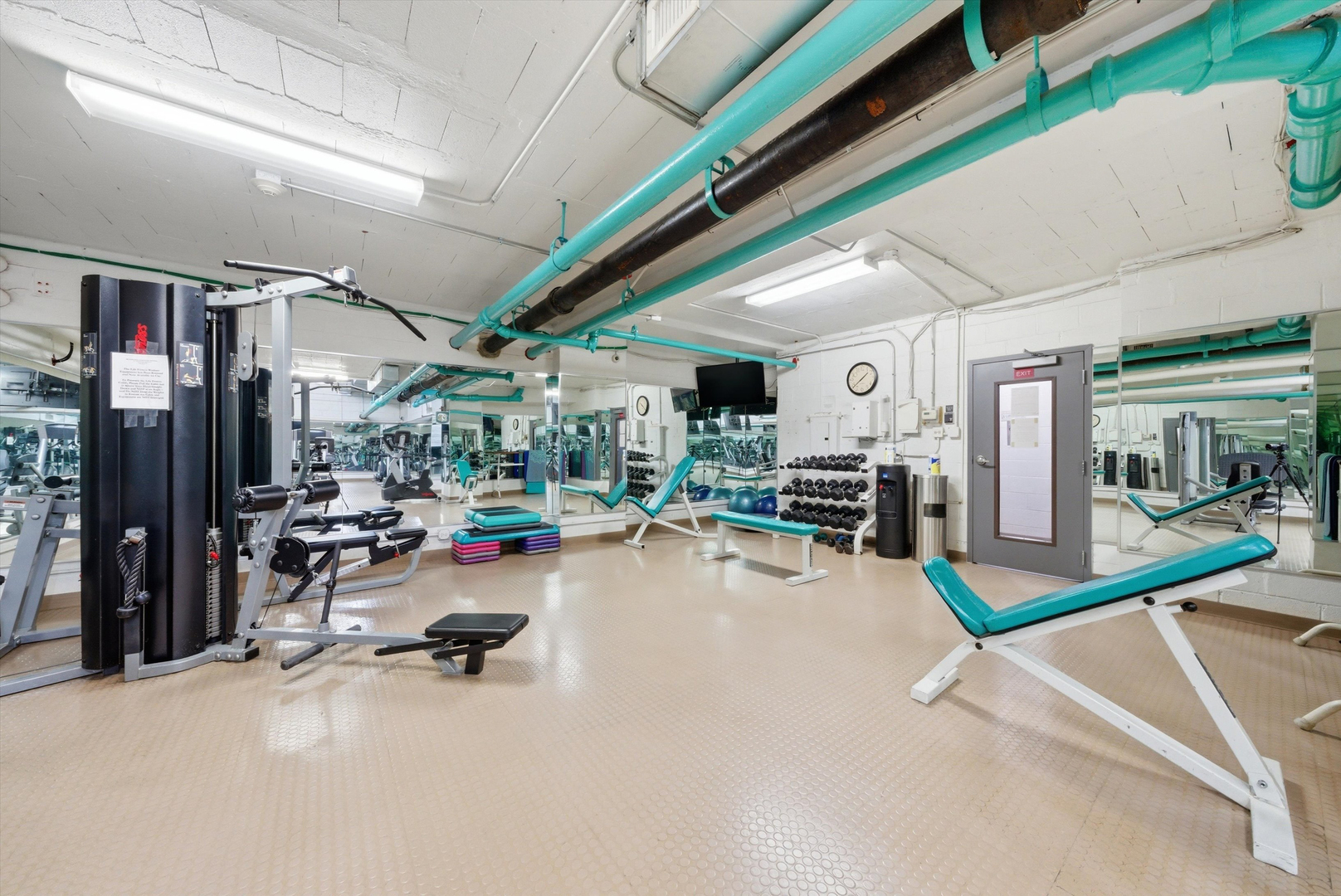 850 North Dewitt Place, Unit 9J Chicago, IL 60611 - Photo 28 of 32