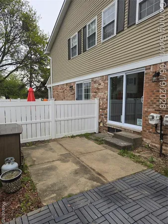 $2,000 | 21047 West Glen Haven Circle, Northville, MI 48167