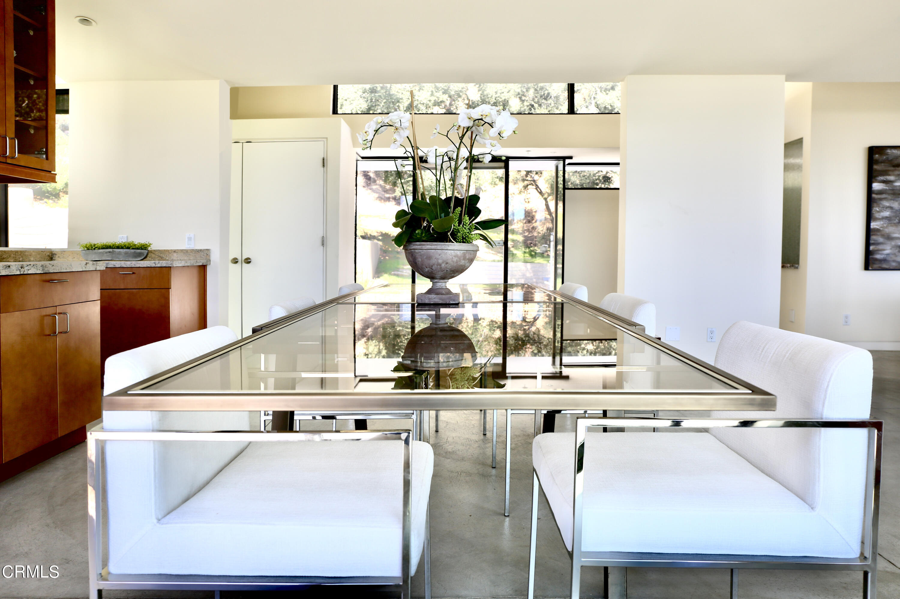 3555 Shaw Ranch Road Pasadena, CA 91107 - Photo 11 of 45 a view of kitchen with furniture and refrigerator