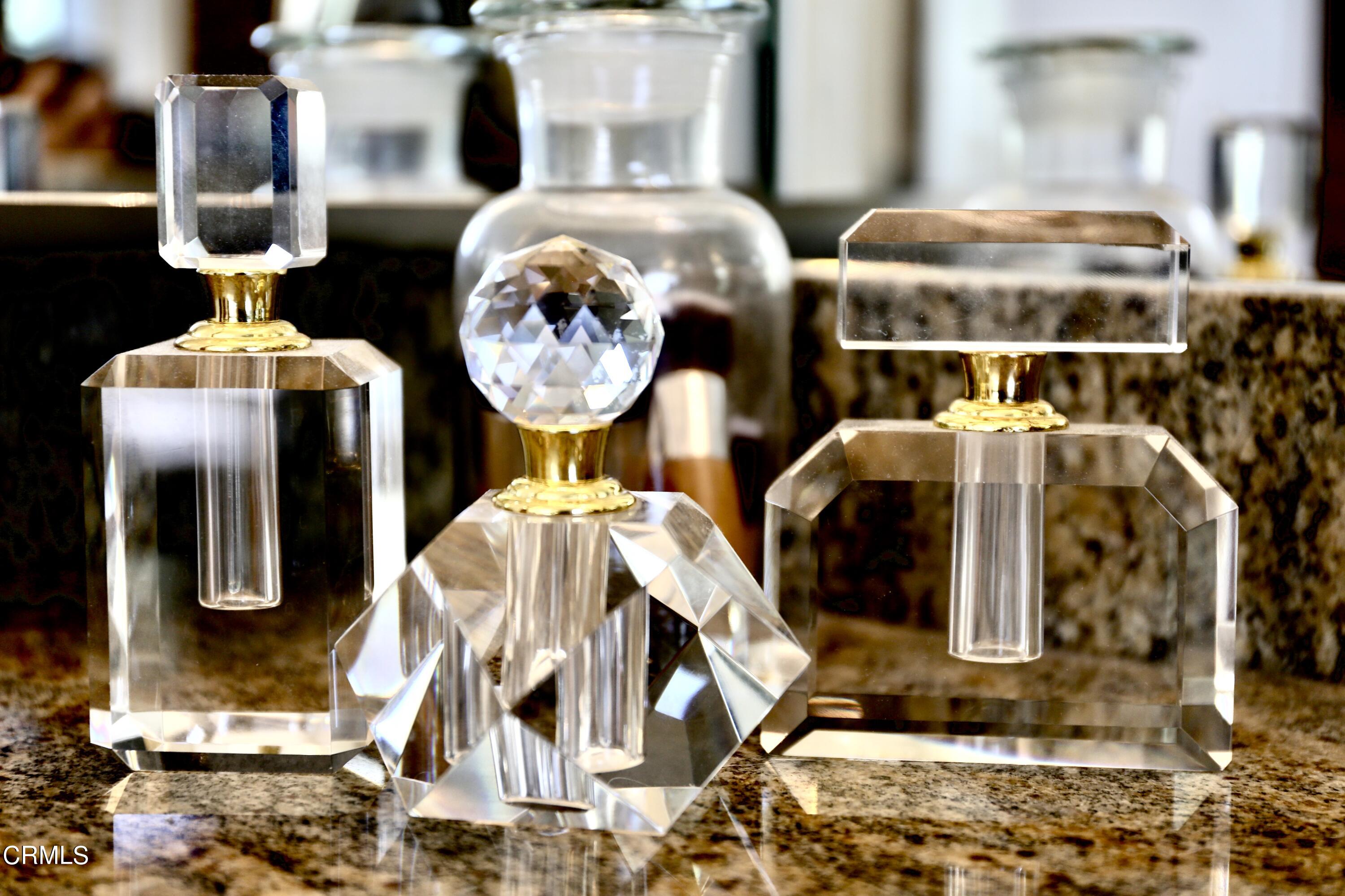 3555 Shaw Ranch Road Pasadena, CA 91107 - Photo 31 of 45 a front view of a house with sitting space