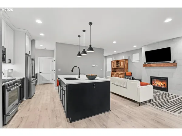 $725,000 | 723 Southwest 49th Street, Gresham, OR 97080