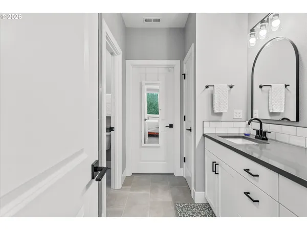 $725,000 | 723 Southwest 49th Street, Gresham, OR 97080